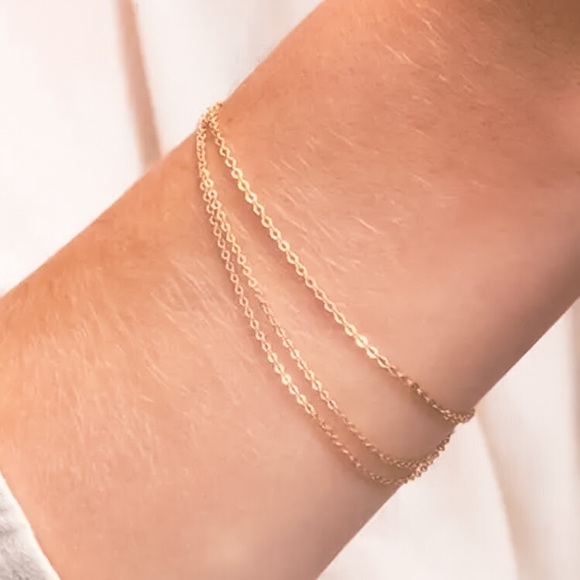 ⚜️𝟯𝟬%𝗢𝗙𝗙 𝗯𝘂𝗻𝗱𝗹𝗲𝘀 𝟯+⚜️ NEW 3 Layered Stainless Steel Chain Bracelet - Picture 7 of 10